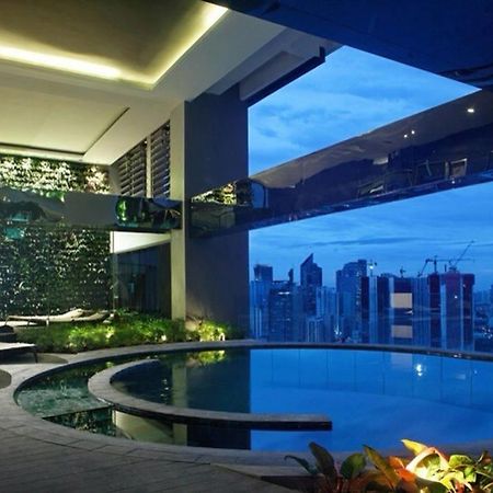 Seven Doors Aparthotels In Gramercy Makati Makati City Exterior foto