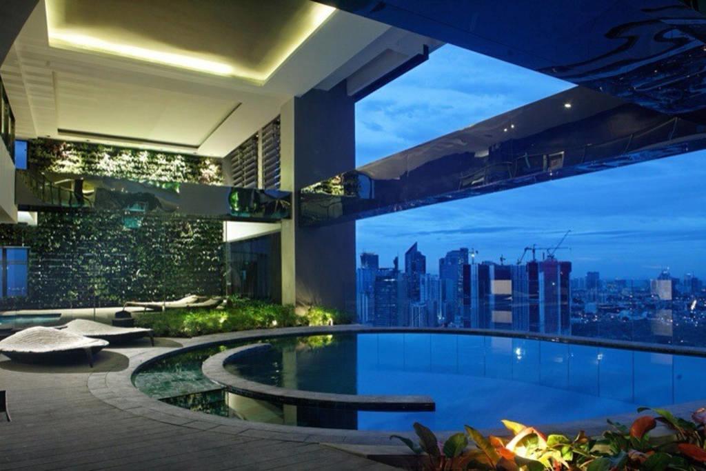 Seven Doors Aparthotels In Gramercy Makati Makati City Exterior foto