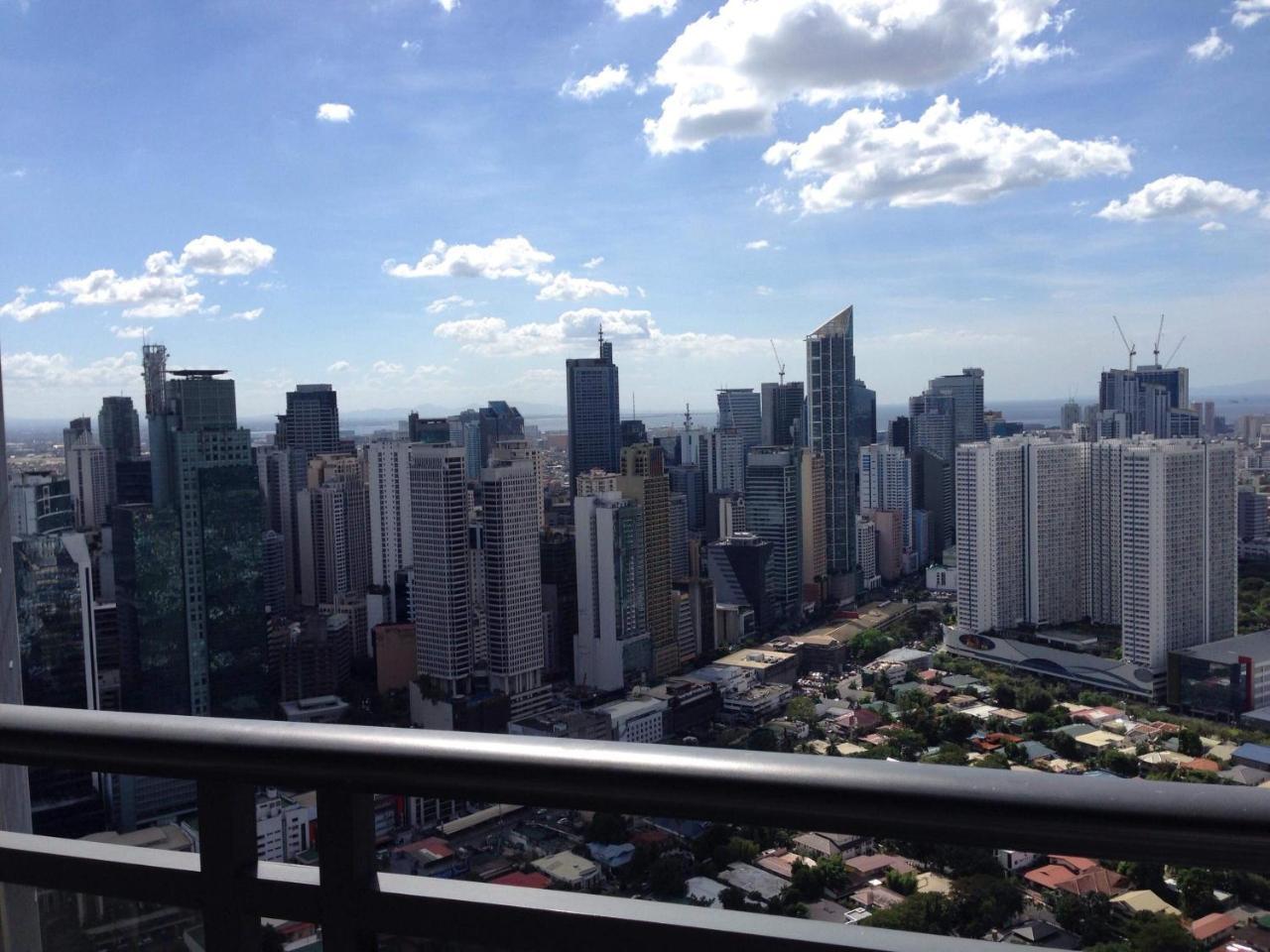 Seven Doors Aparthotels In Gramercy Makati Makati City Exterior foto